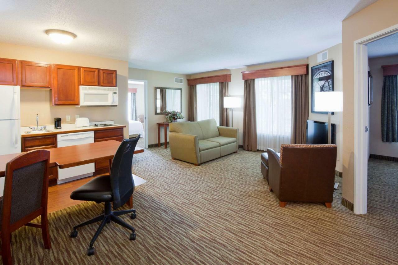 Grandstay Residential Suites Rapid City Esterno foto